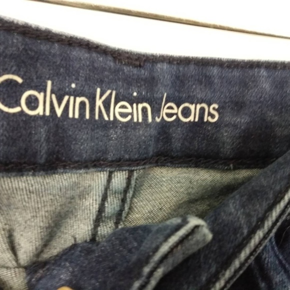 Calvin Klein Jeans Slim Boyfriend Jeans 8 - Picture 5 of 7